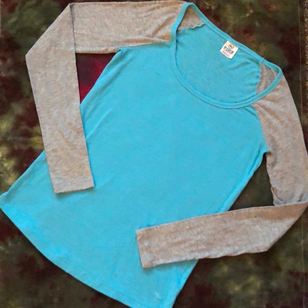 VS PINK Long Sleeve Raglan Tee